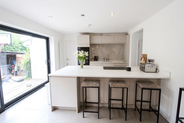19 Copper Tree Court, Maidstone photo 4