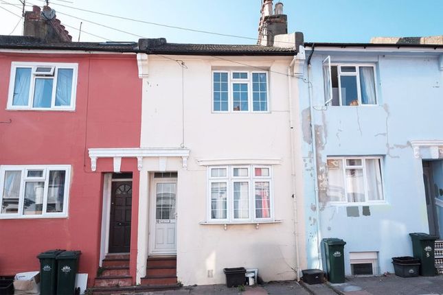 Thumbnail Terraced house for sale in Lincoln Street, Brighton