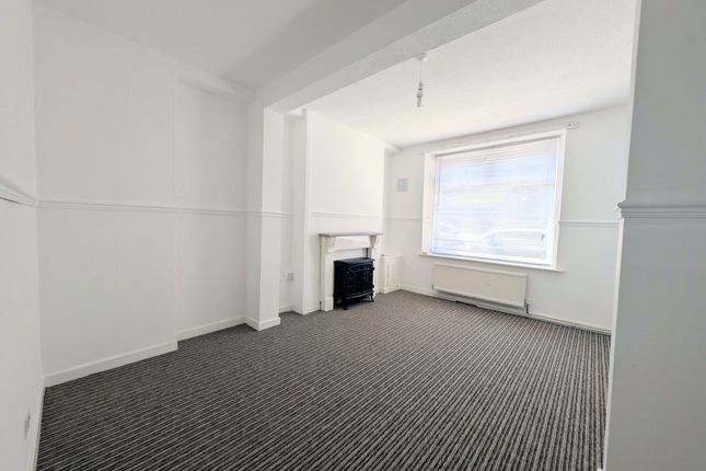 28 Park Street, Mountain Ash photo 5