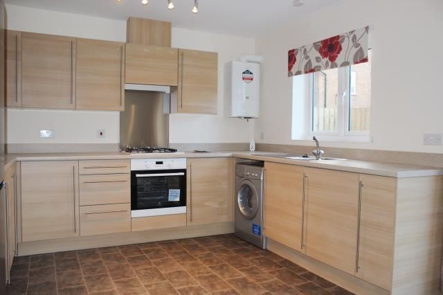 12, Jackdaw Road, Didcot photo 4