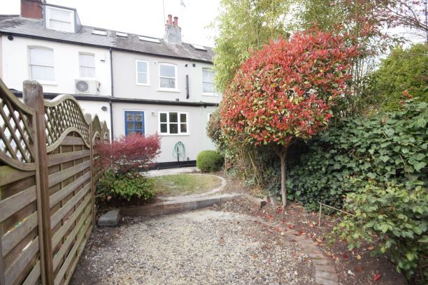 Waxwell Lane, Pinner photo 4