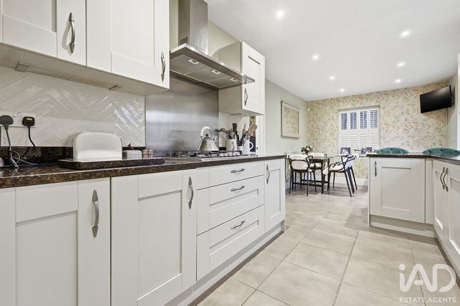 40, Bayford Way, Stansted Mountfitchet photo 4
