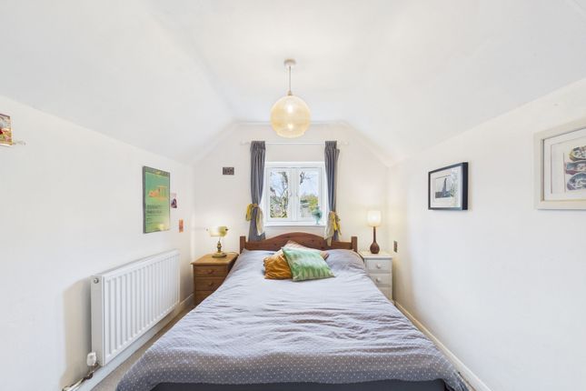 8 Ember Lane, Matlock photo 4