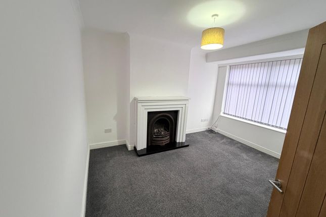 26, Stoneleigh Avenue, Middlesbrough photo 3