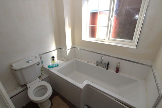 11, Islington Walk, Middlesbrough photo 5