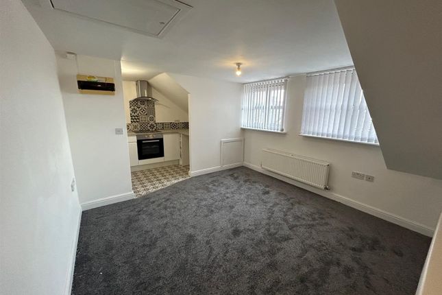 149B, Henry Street, Leigh photo 3