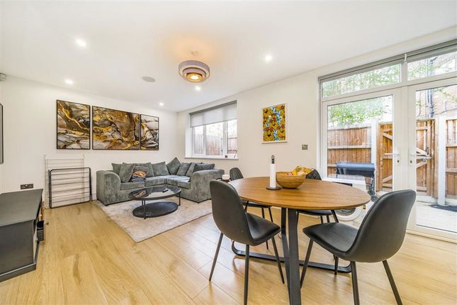 17A, Bermans Way, London photo 2