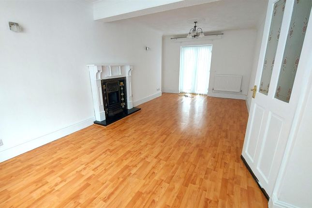 17, Bank Street, Maesteg photo 4