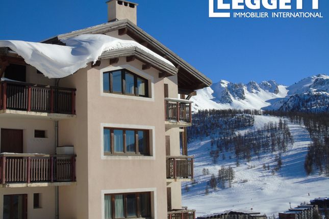 Thumbnail Apartment for sale in Montgenèvre, Hautes-Alpes, Provence-Alpes-Côte D'azur
