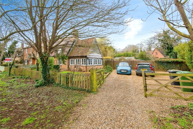 Cottage for sale in Cherry Orton Road, Orton Waterville, Peterborough