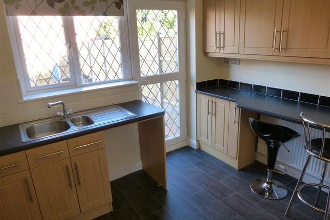 34, Whinchat Grove, KIDDERMINSTER photo 5