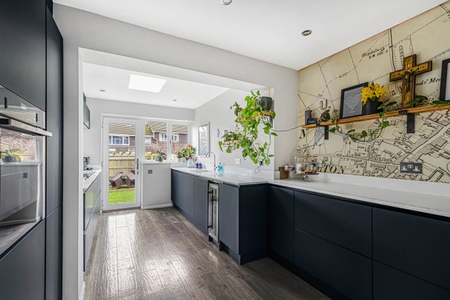 6, Rookswood, Alton photo 2