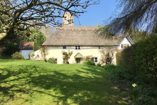 2 Bed Semi Detached House For Sale In Thatched Cottages Intwood