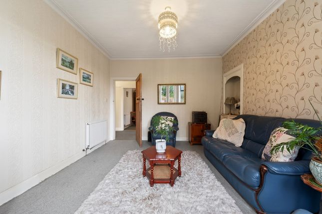 1, Stamperland Gardens, Glasgow photo 3
