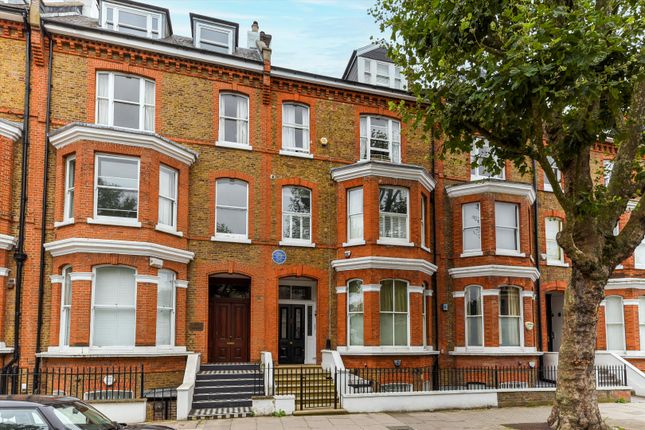 Thumbnail Flat for sale in Warrington Crescent, London