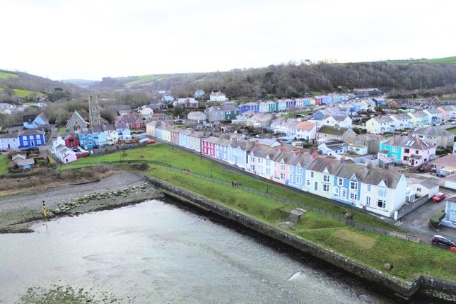 5, Belle Vue Terrace, Aberaeron photo 2