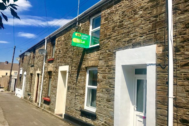 Thumbnail Property to rent in Taylors Row, Neath