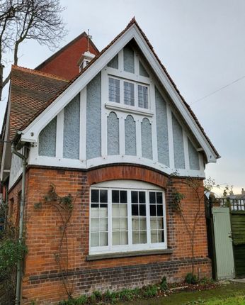Thumbnail Property to rent in Marine Road, Walmer, Deal
