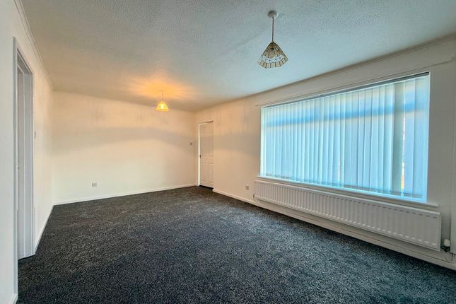 99 Windsor Drive, Wallsend photo 3