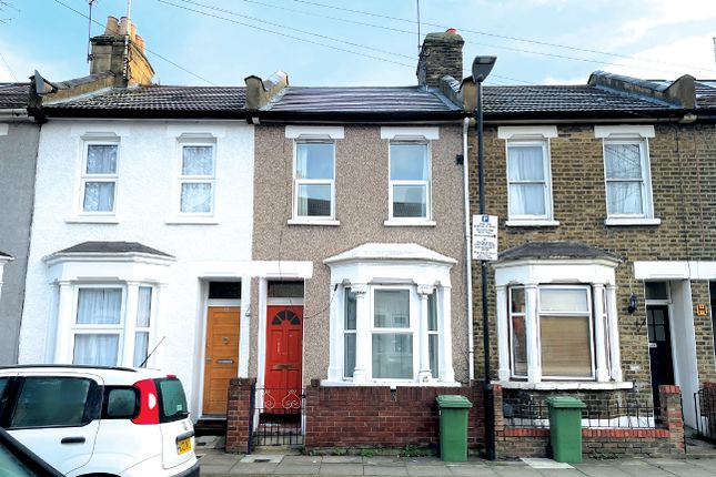 Thumbnail Terraced house for sale in Holness Road, London
