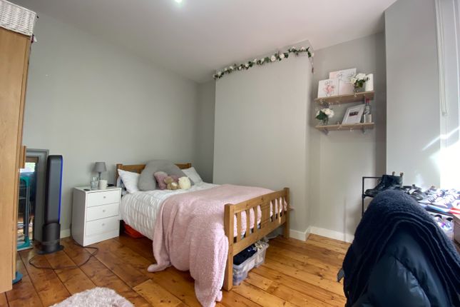 19, Clun Terrace(*), Cardiff photo 4