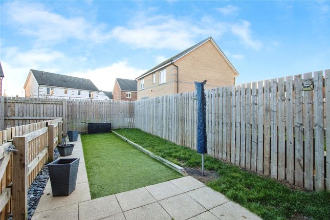 9, Staithes Drive, West Yorkshire photo 4