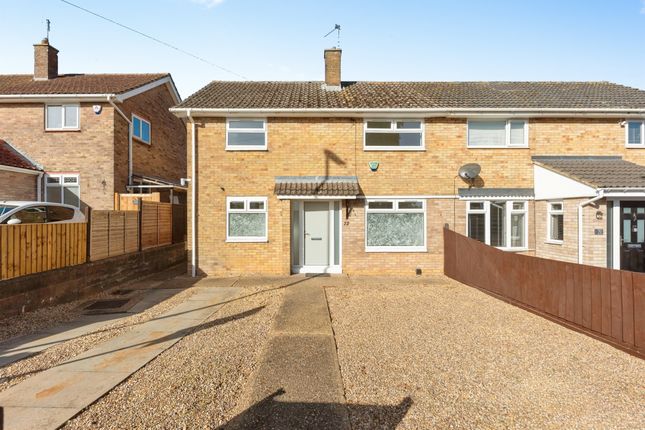 72, Goodliff Road, Grantham photo 2