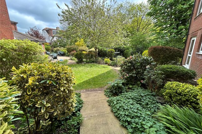 Flat 3, Alexandra Court, 14, St. Peters Close, East Sussex photo 3