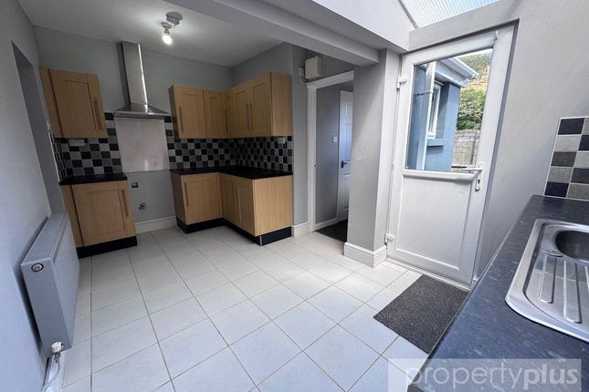 8, Eileen Place, Treorchy photo 3