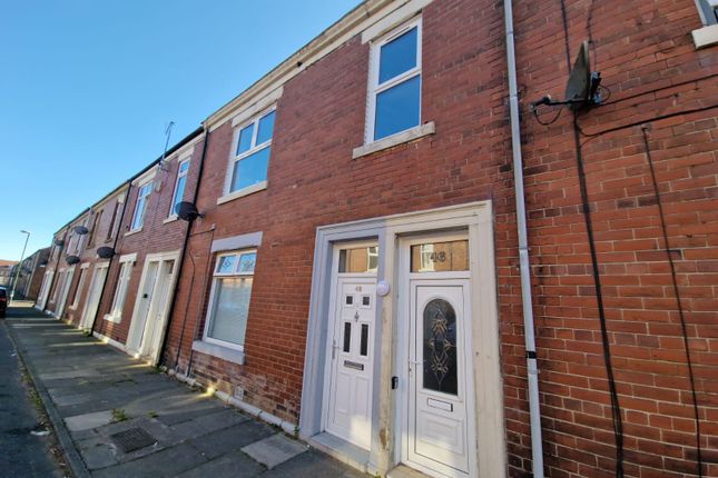 Thumbnail Flat to rent in Northbourne Road, Jarrow