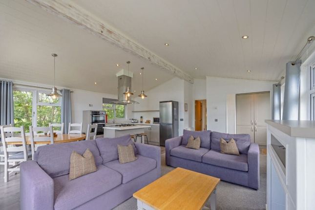 2, Hawkchurch, Axminster photo 2