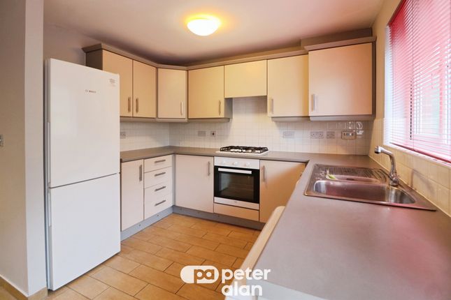 62, Cottingham Drive, Cardiff photo 4