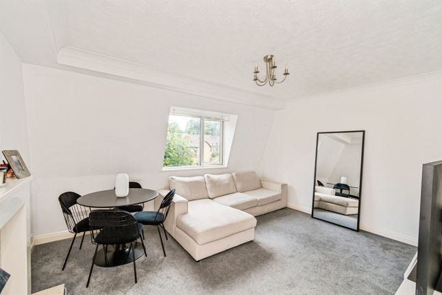 Flat 11, Grenville Court, Old Farm Drive, Southampton photo 3