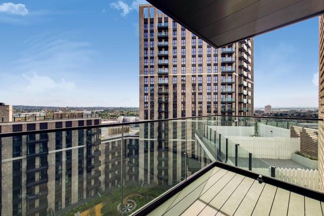 The Robinson, 1 Atlantic Crescent, Wembley photo 3