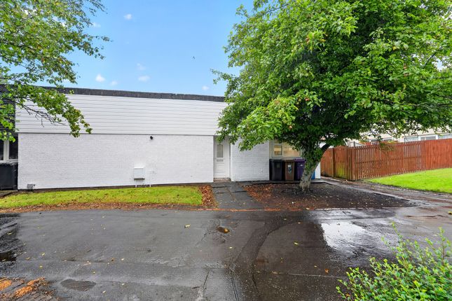 3-bed house on 24, Skelmorlie Place, Kilwinning, £115,000