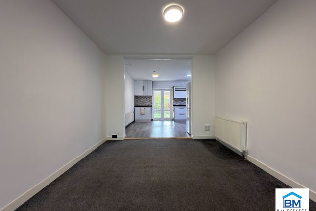 Colchester Road, Leicester photo 4