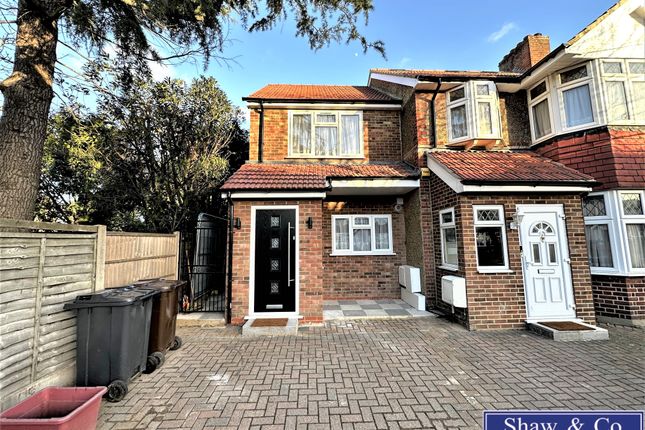 Thumbnail End terrace house to rent in Shirley Drive, Hounslow