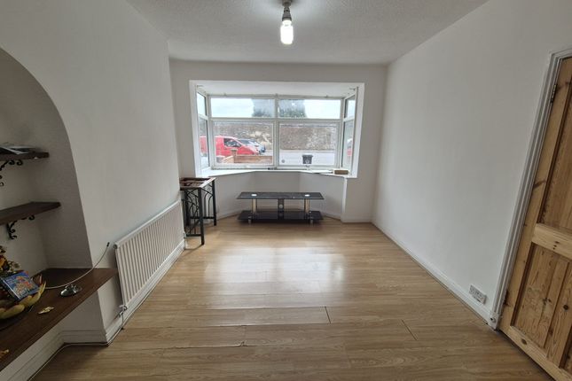 81, Abbey Park Road, BELGRAVE LEICESTER photo 2