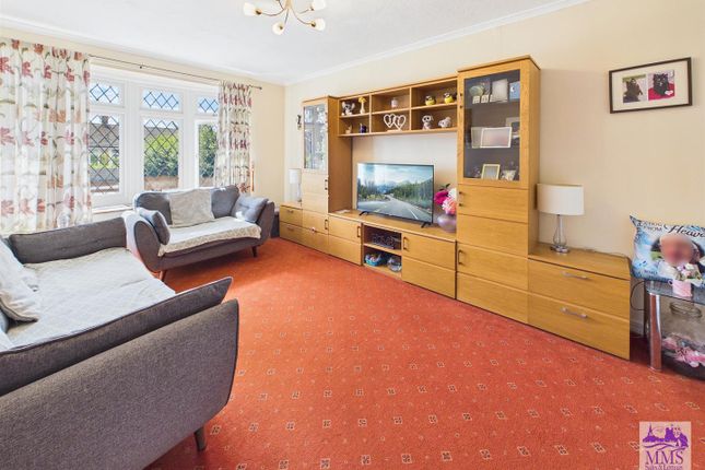 4, Lapwing Road, Isle Of Grain photo 3