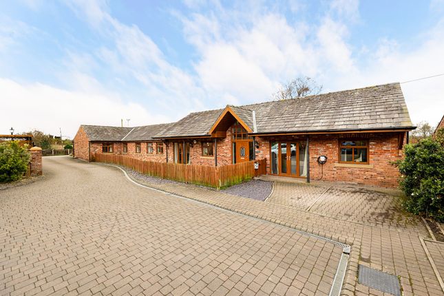 Barn conversion for sale in Rindle Road, Tyldesley