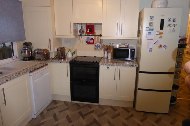 7 Oak Way, Caerwnon Park, Builth Wells photo 2