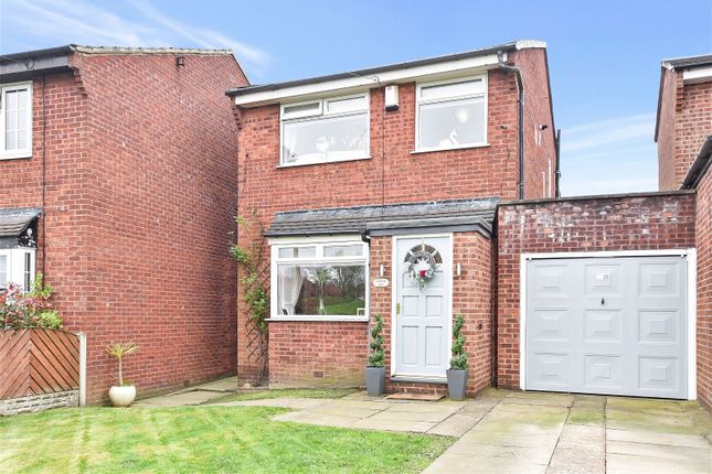 Link-detached house for sale in Elvaston Road, Morley, Leeds