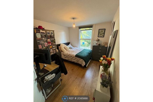 Thumbnail Room to rent in Glycena Road, London