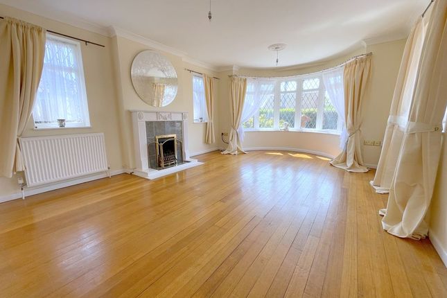 15, Beacon Way, St Osyth photo 3