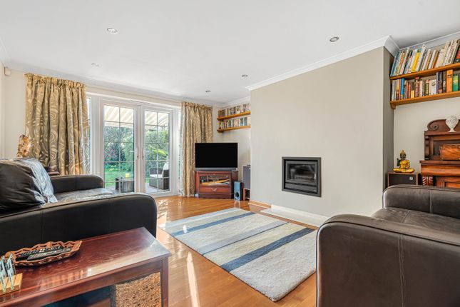 23, Harlton Road, Little Eversden photo 2