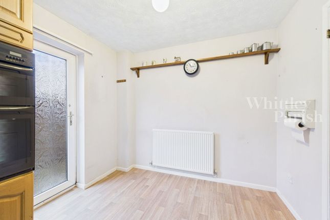 1, Burton Close, Diss photo 4