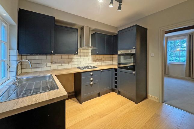 25 Ure Bank Terrace, Ripon photo 2