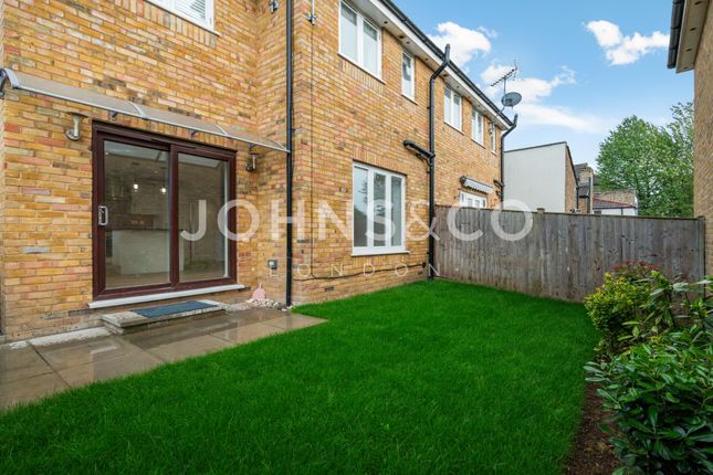 157, Ealing Road, Brentford photo 2
