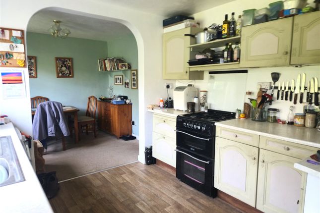 24, Halkon Crescent, Pembrokeshire photo 3