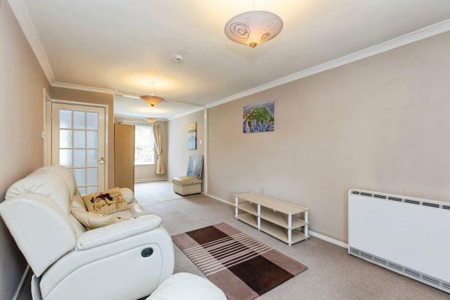 9 Hatherley Hall, Hatherley Road, Cheltenham photo 2